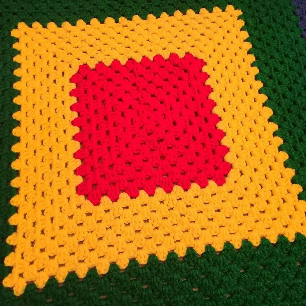 VTG Granny Square 35x35 Crochet Throw Blanket Afghan Colorful Blue Green‎ Red